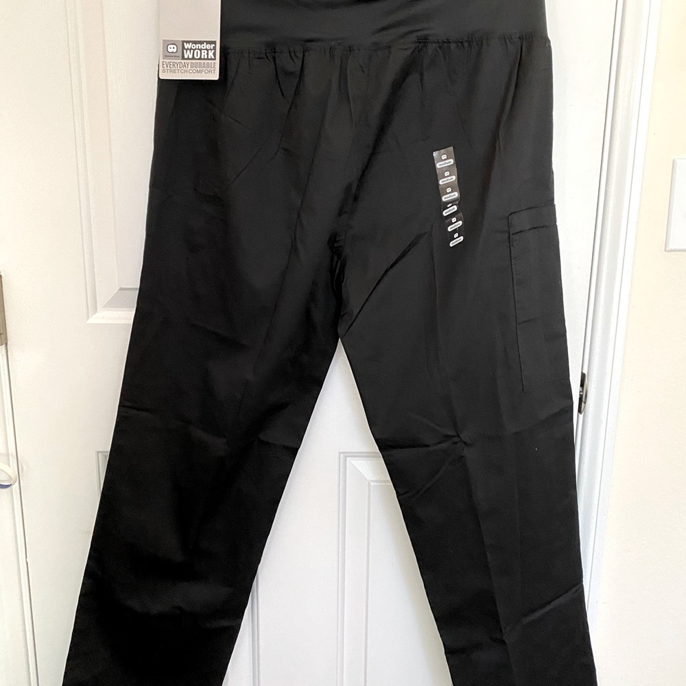 Wonder Wink Medium Size Scrub/New